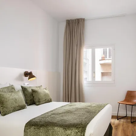 Hotel Htop Bcn #htopenjoy 2*