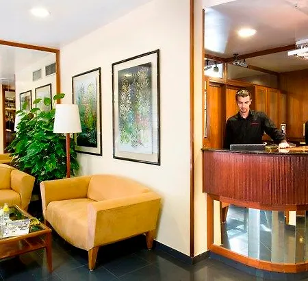 Hotel Htop Bcn #htopenjoy 2*