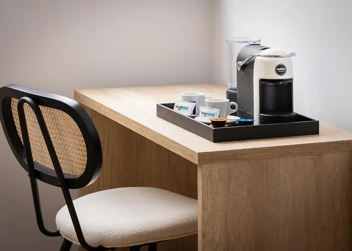 Htop Bcn #htopenjoy 酒店 2*