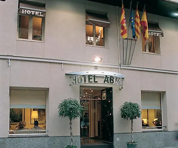 Htop Bcn #htopenjoy 酒店 2*