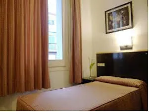 Htop Bcn #htopenjoy 酒店 2*