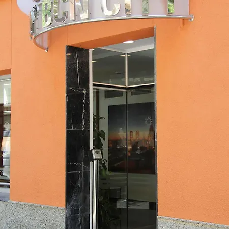 H トップ Bcn シティ ホテル 2*